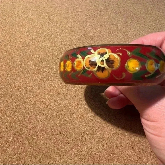 Vintage Brass Red Flower Enamel Bangle Bracelet - Picture 5 of 5